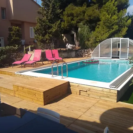 Ardillas Villa *